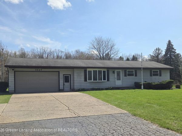 1647 Tomlinson Road, Mason, MI 48854
