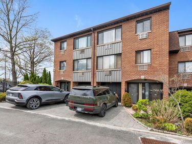 15405B Riverside Drive, Unit 12B, Whitestone, NY 11357