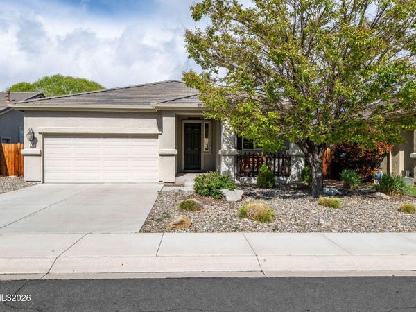 916 Lakeview Drive, Dayton, NV 89403
