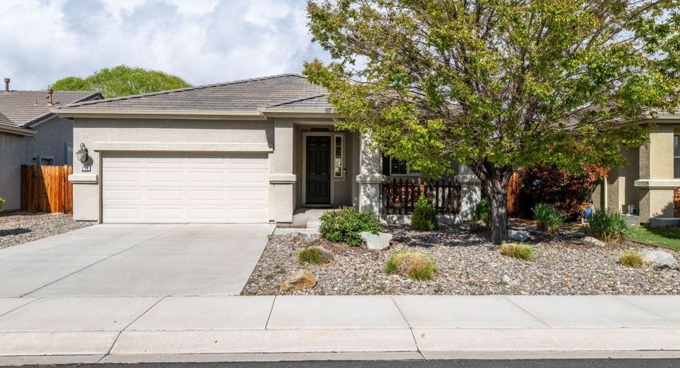 916 Lakeview Drive, Dayton, NV 89403 Photo
