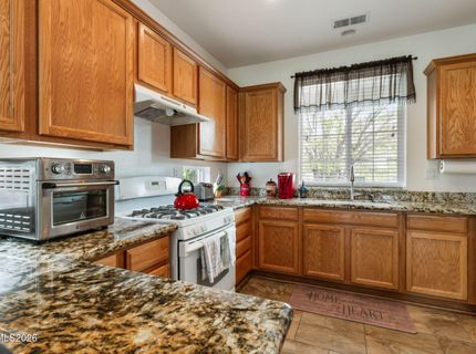 916 Lakeview Drive, Dayton, NV 89403 Photo