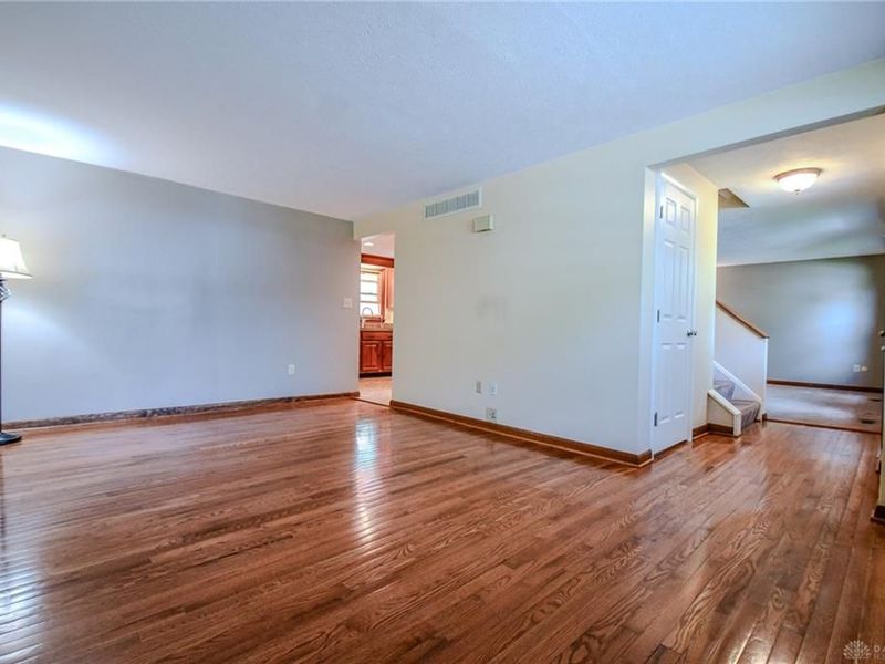 4330 Elmshaven Drive, Fairborn, OH 45424 Photo 14