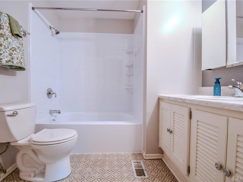 4330 Elmshaven Drive, Fairborn, OH 45424 Photo 22