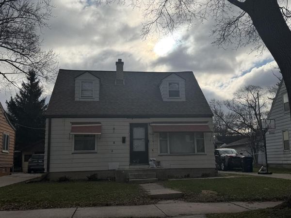 5324 N 56th STREET, Milwaukee, WI 53218