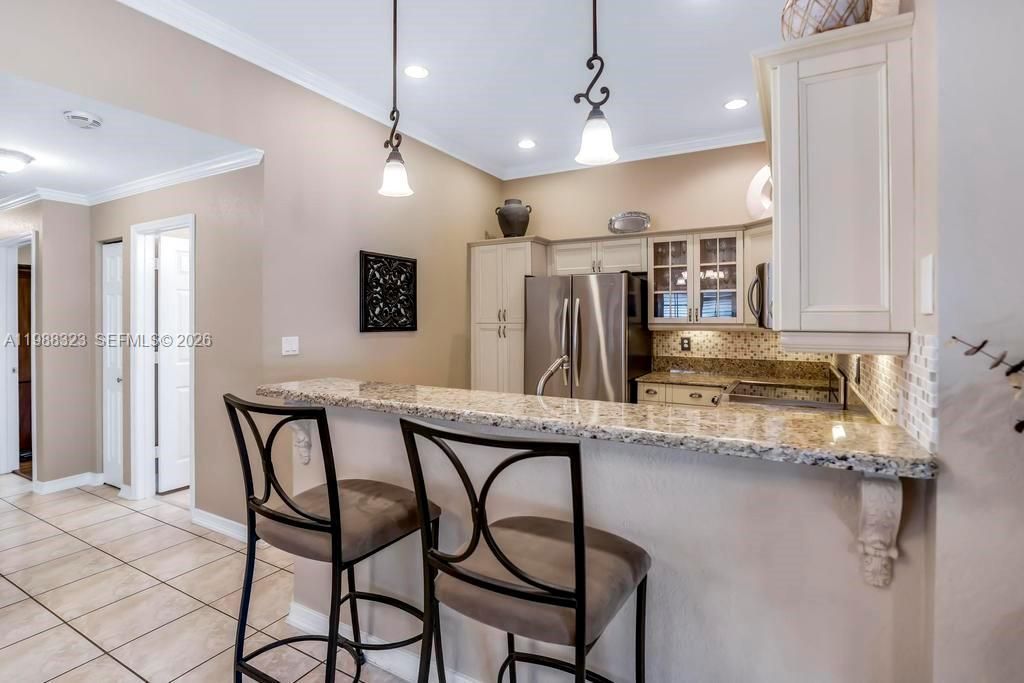 677 NW 129th Way, Pembroke Pines, FL 33028 Photo