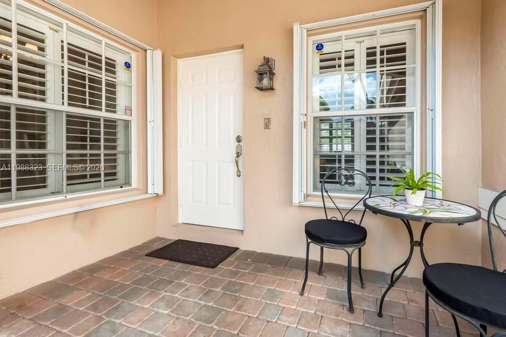 677 NW 129th Way, Pembroke Pines, FL 33028 Photo