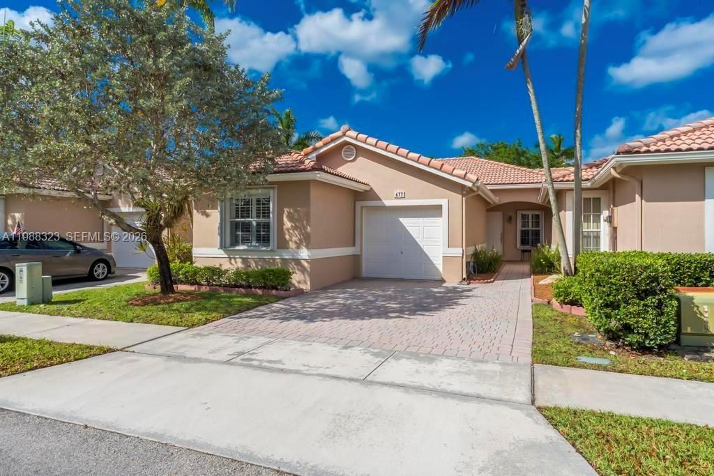 677 NW 129th Way, Pembroke Pines, FL 33028 Photo