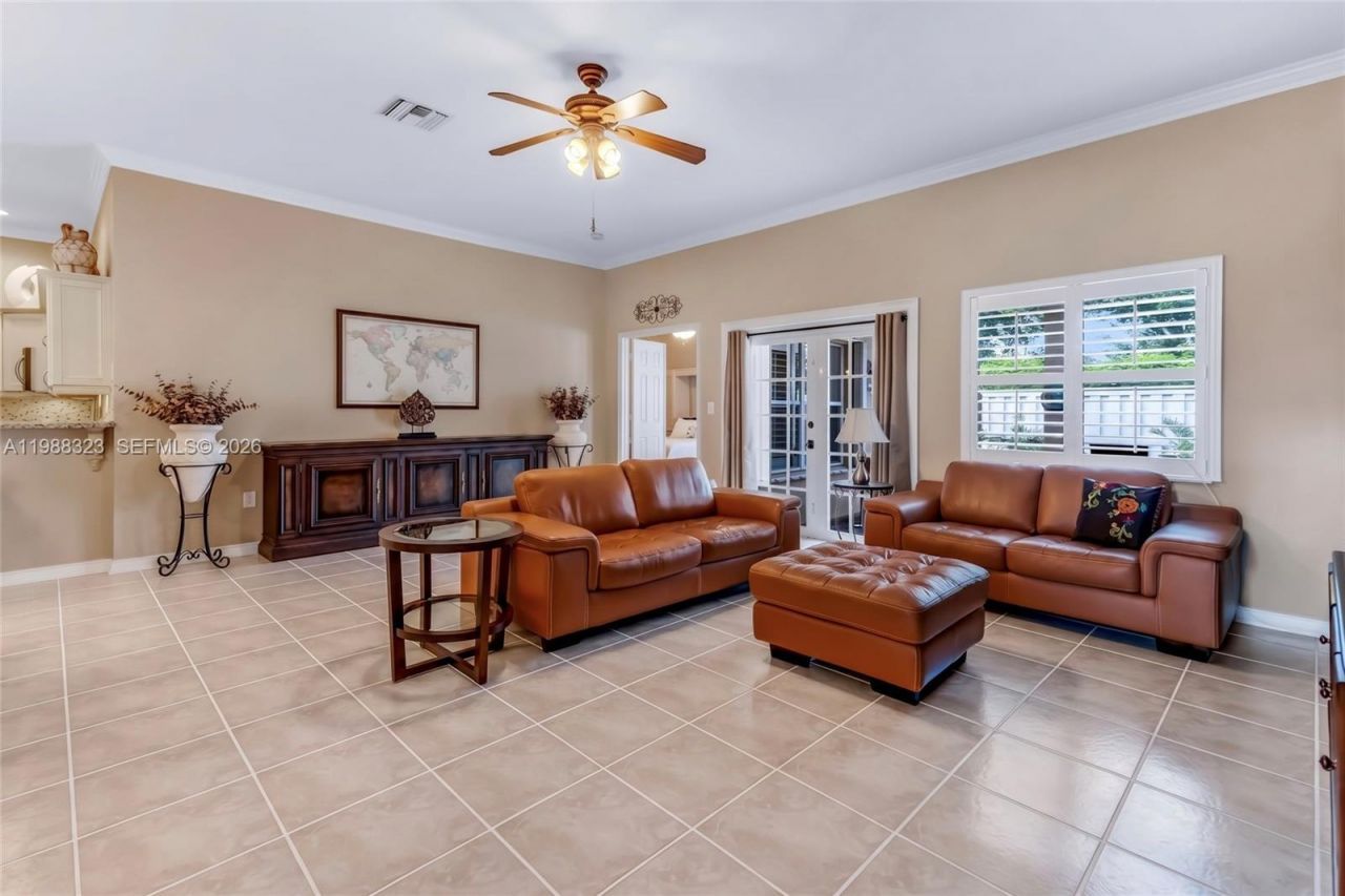 677 NW 129th Way, Pembroke Pines, FL 33028 Photo