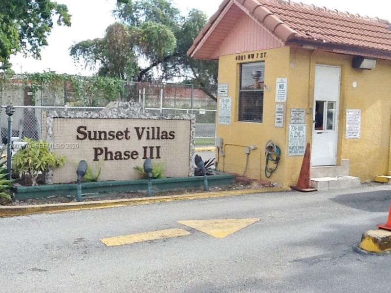4709 NW 7th St, Unit 107-9, Miami, FL 33126 Photo