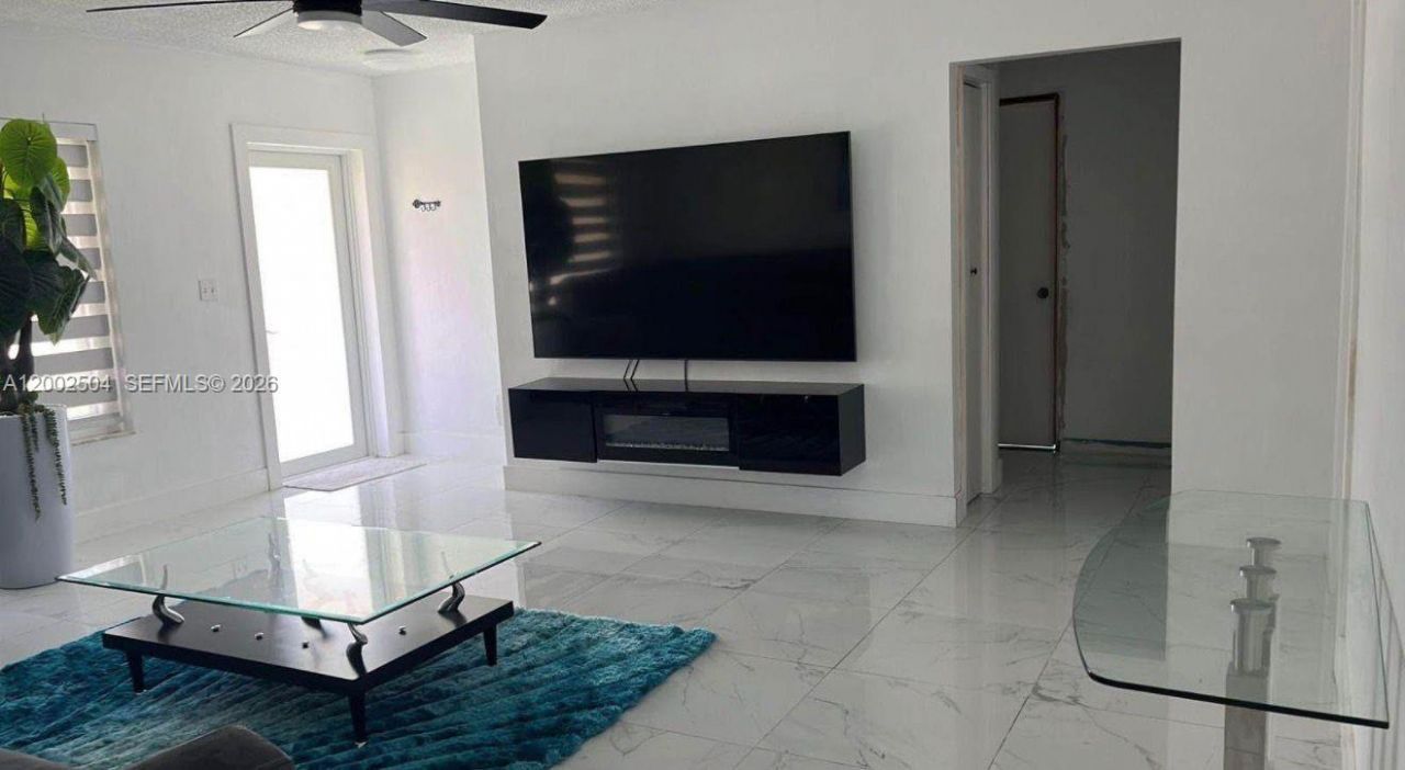 6390 Sherman St, Unit 6390, Hollywood, FL 33024 Photo