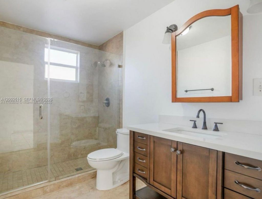 5629 SW 7th St, Miami, FL 33134 Photo