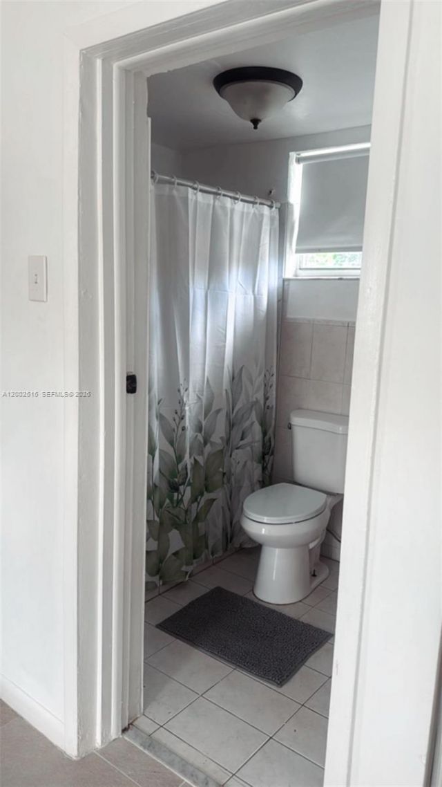 5629 SW 7th St, Miami, FL 33134 Photo