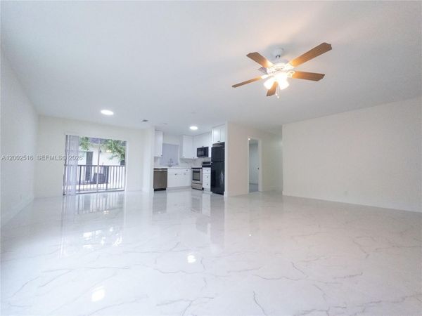 5400 NW 18th St , Unit 3N, Lauderhill, FL 33313