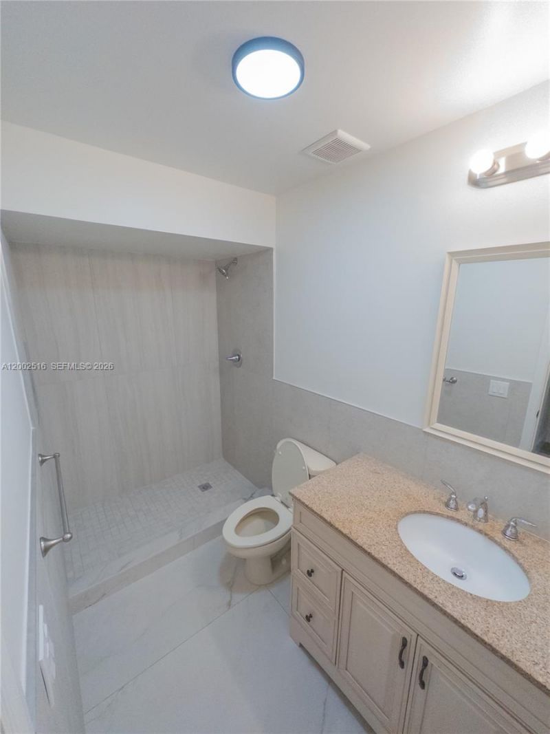 5400 NW 18th St, Unit 3N, Lauderhill, FL 33313 Photo