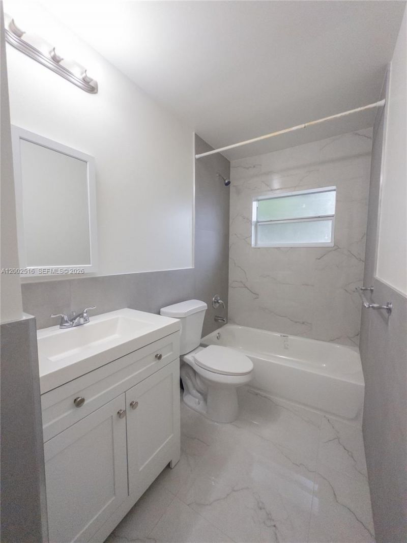 5400 NW 18th St, Unit 3N, Lauderhill, FL 33313 Photo