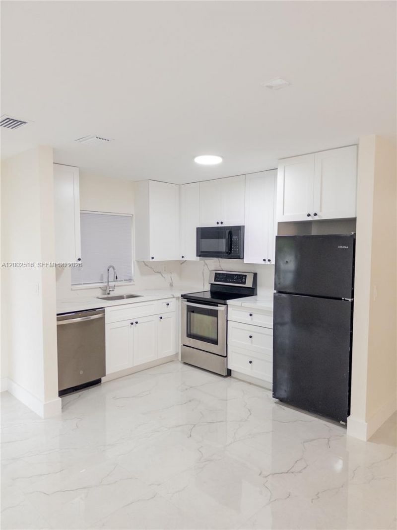 5400 NW 18th St, Unit 3N, Lauderhill, FL 33313 Photo
