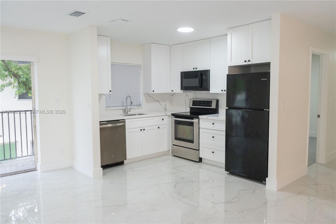 5400 NW 18th St, Unit 3N, Lauderhill, FL 33313 Photo