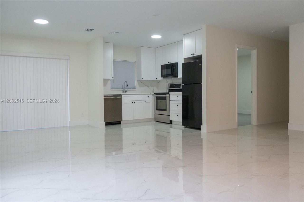5400 NW 18th St, Unit 3N, Lauderhill, FL 33313 Photo