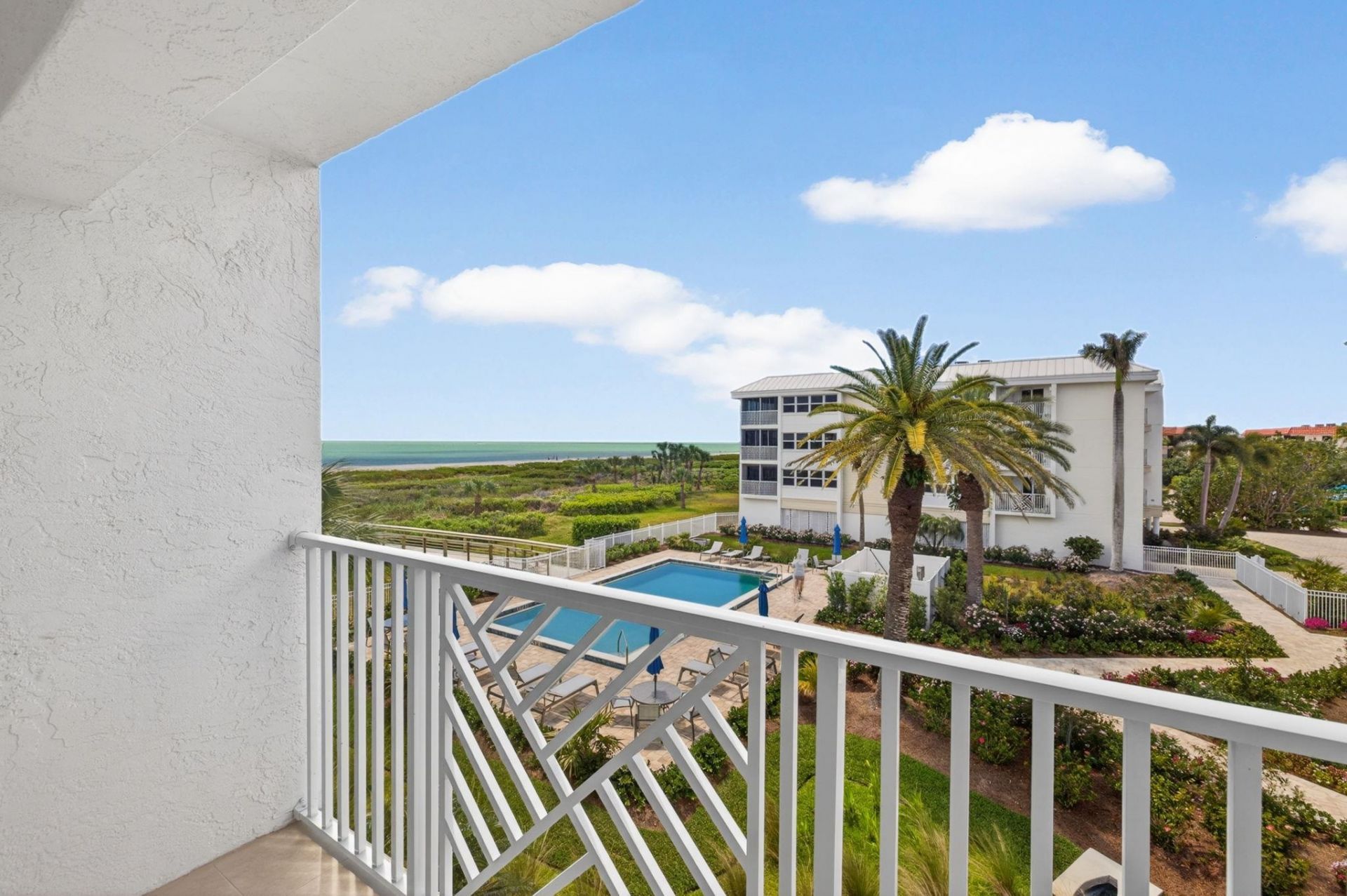 635 E Gulf Dr, Unit A-202, Sanibel, FL 33957 Photo