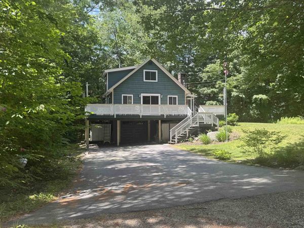 49 Mountain View Drive, Moultonborough, NH 03254