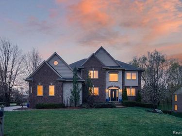48877 Wildwood Court , Plymouth Twp, MI 48170