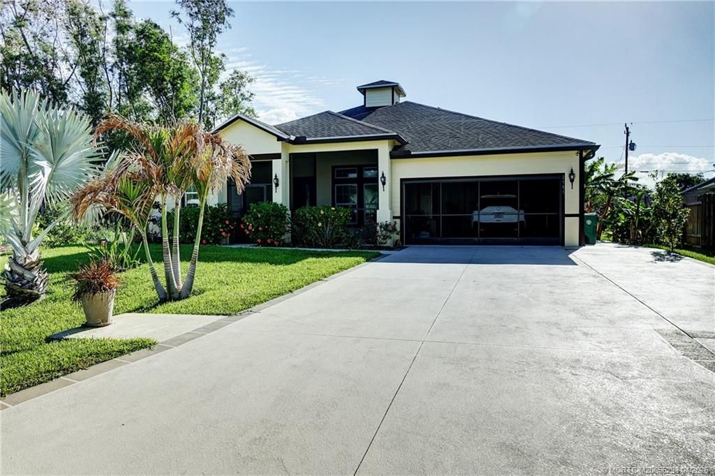 2961 SW Boxwood Circle, Port Saint Lucie, FL 34953 Photo