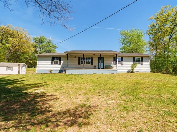 2209 Cliff Ln, Cookeville, TN