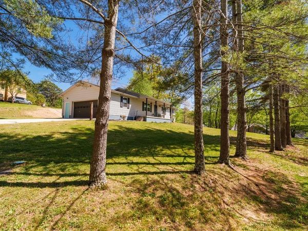 2209 Cliff Ln, Cookeville, TN