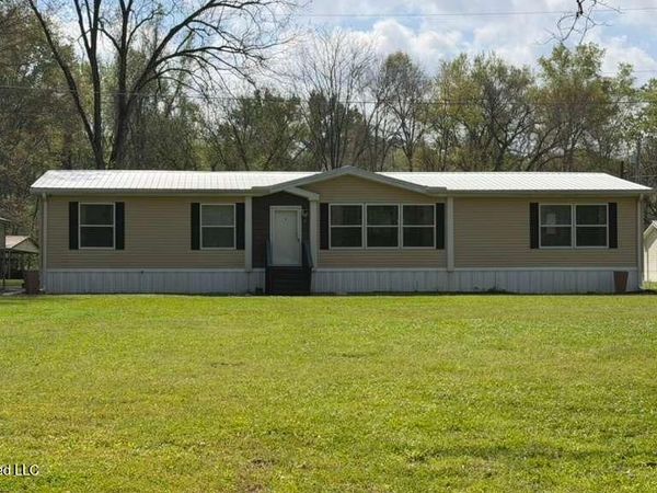47 Newell Road, Natchez, MS 39120