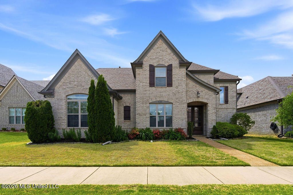 8331 Stonecrest Drive, Olive Branch, MS 38654 Main Photo