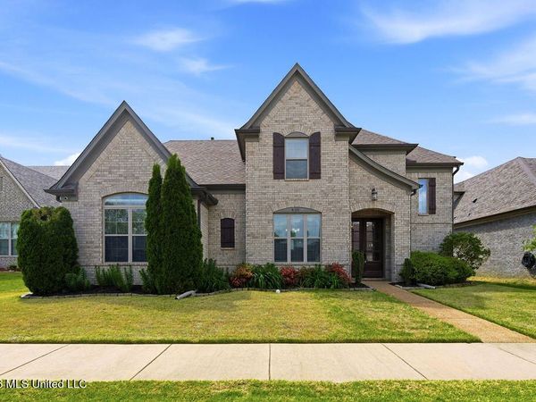 8331 Stonecrest Drive, Olive Branch, MS 38654