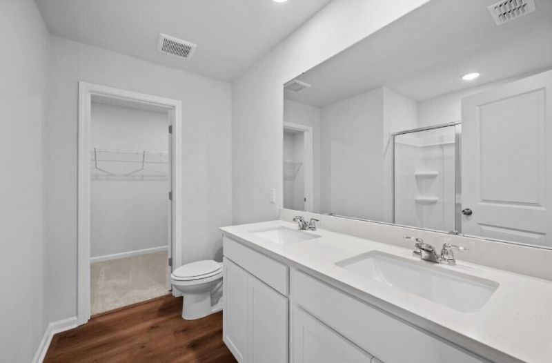 869 Meadowbrook Lane Photo 9