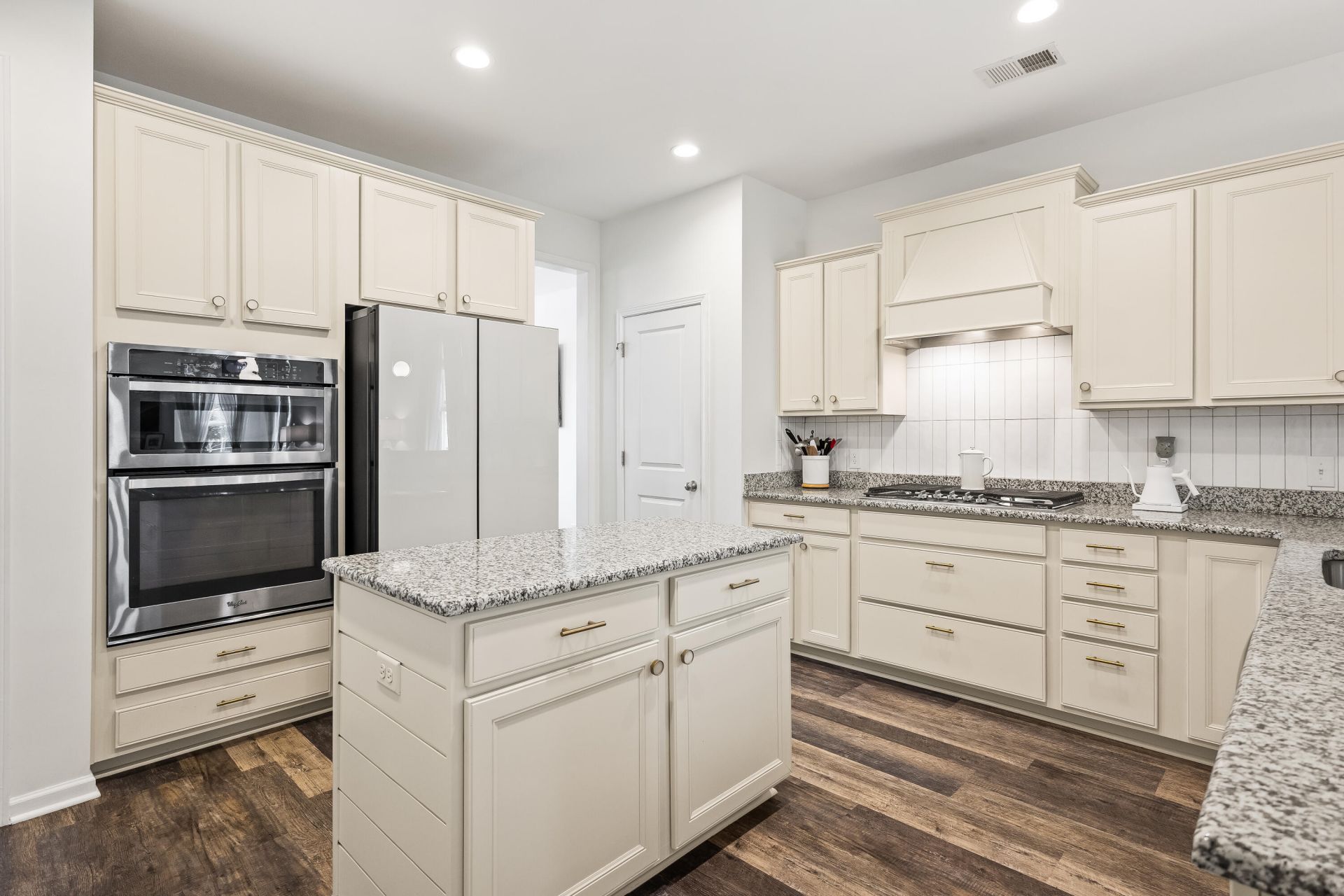 4291 William E Murray Boulevard Photo 5