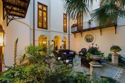 174 N Shelmore Boulevard photo 4