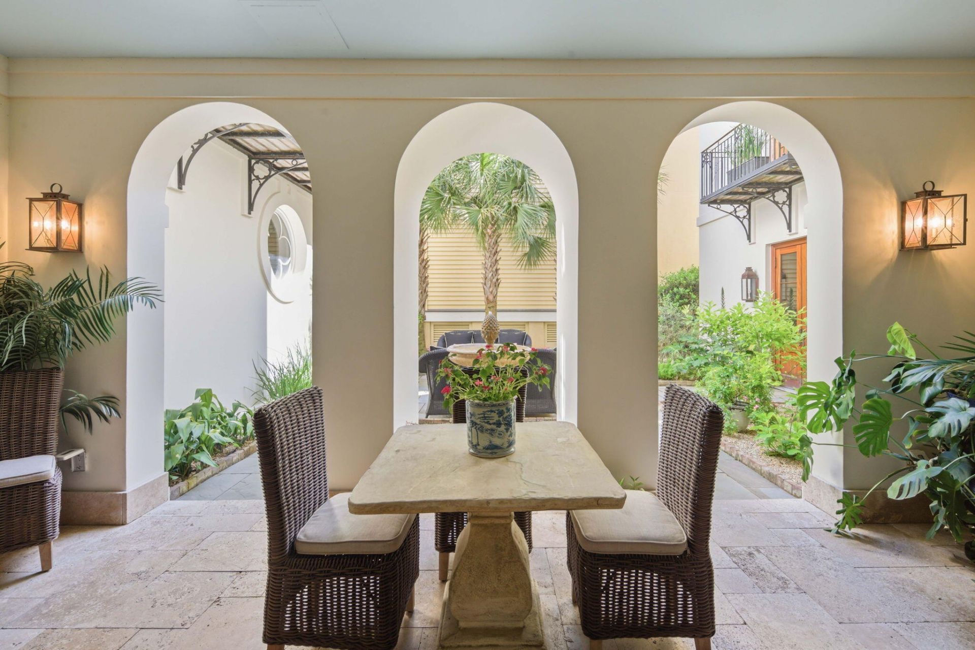 174 N Shelmore Boulevard Photo 45