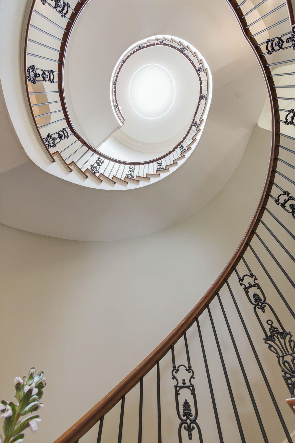 174 N Shelmore Boulevard Photo 9