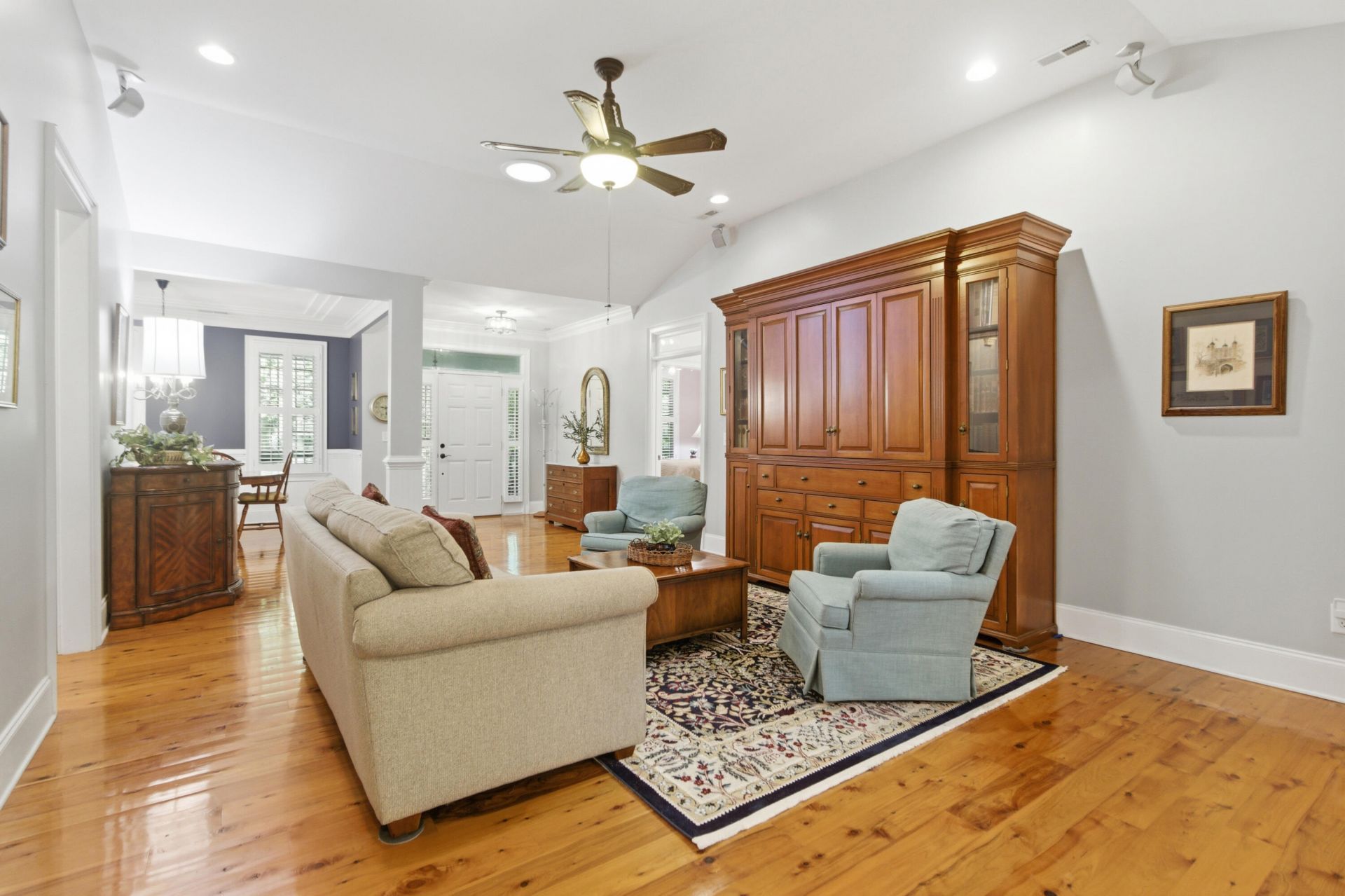 3798 Saint Ellens Drive Photo 6