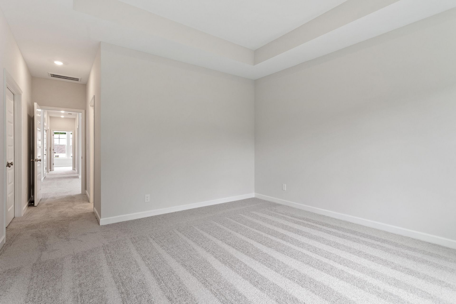 607 Crosswick Street Photo 18