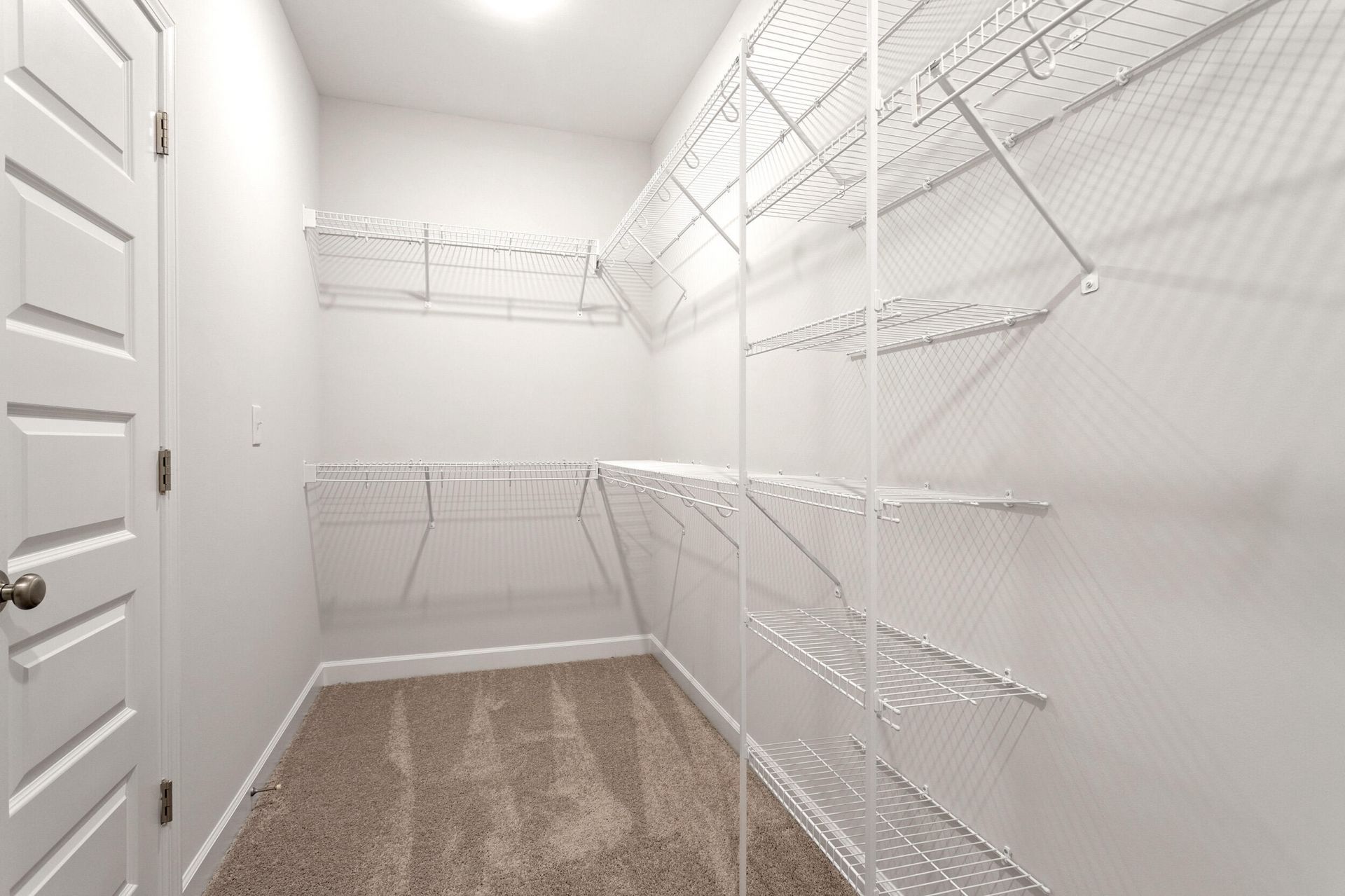 607 Crosswick Street Photo 21