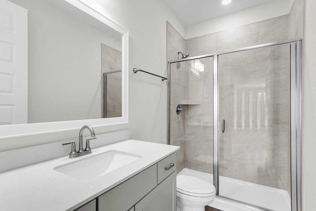 607 Crosswick Street Photo 27