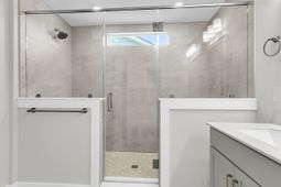 607 Crosswick Street photo 4