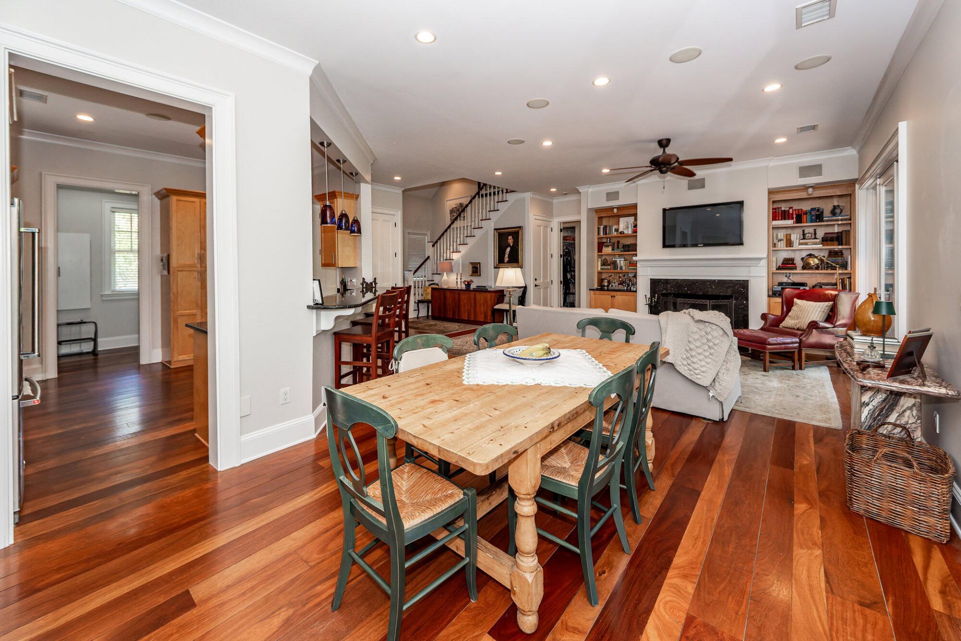 599 Two Mile Run Photo 18