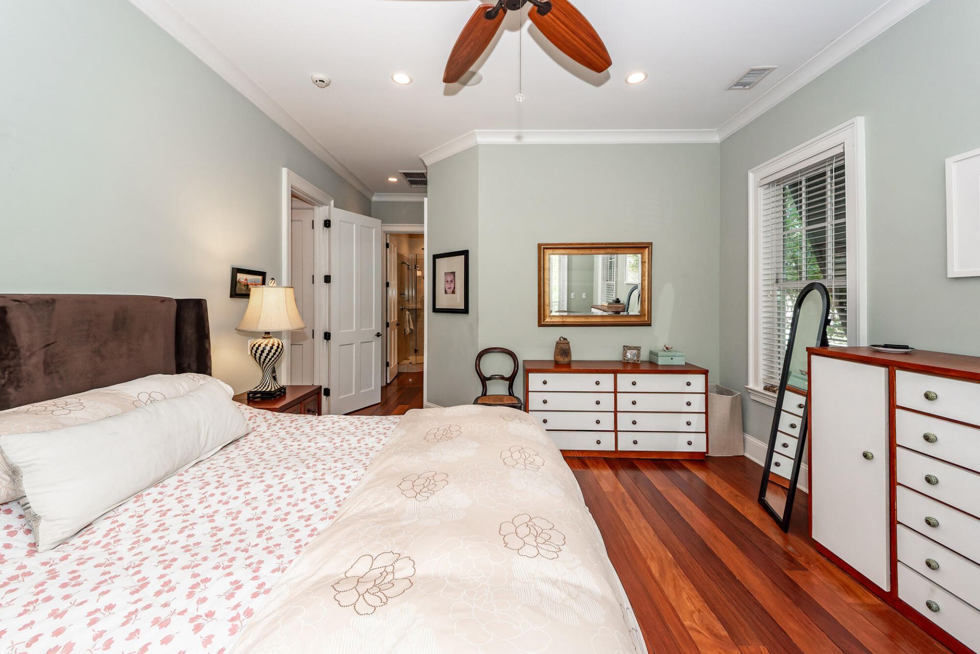 599 Two Mile Run Photo 31