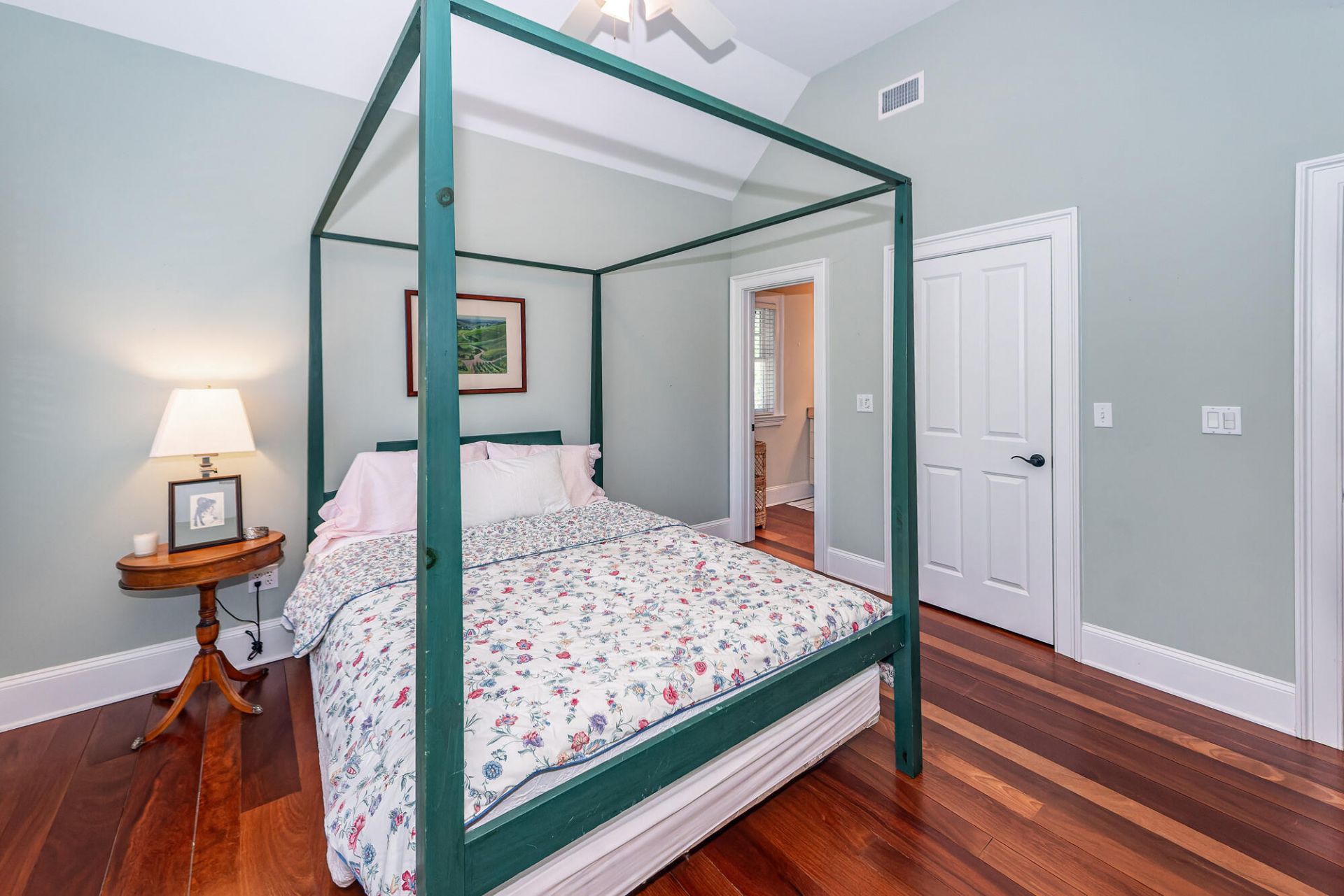 599 Two Mile Run Photo 40