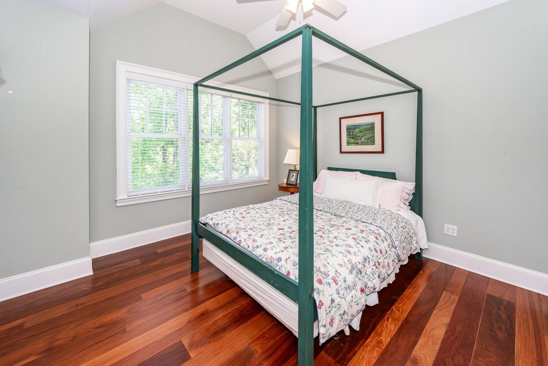 599 Two Mile Run Photo 42