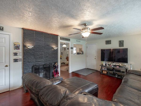 902 S Freya St, Spokane, WA 99202