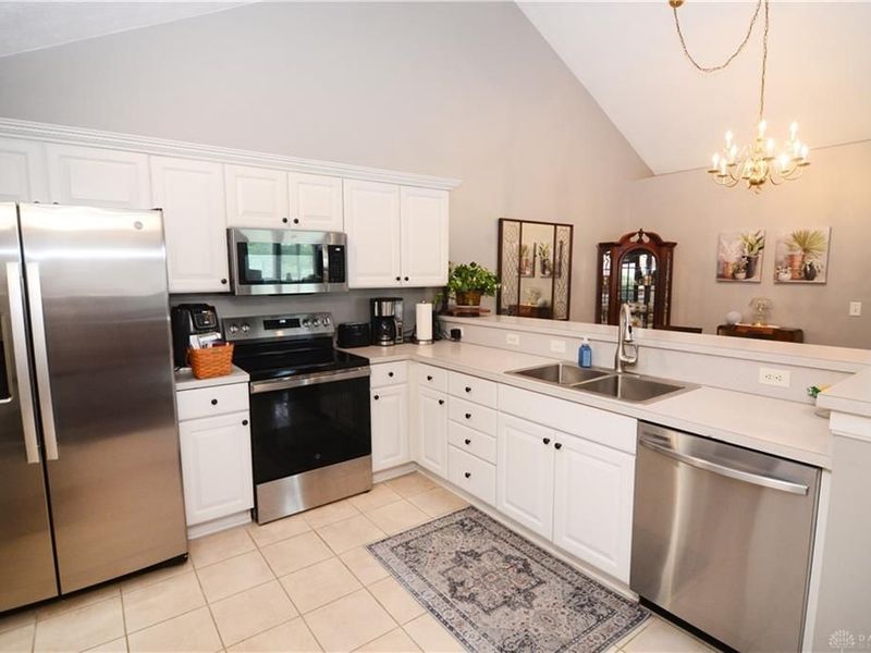 194 Villa Pointe Drive, Springboro, OH 45066 Photo 4