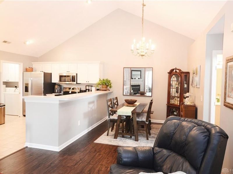 194 Villa Pointe Drive, Springboro, OH 45066 Photo 7