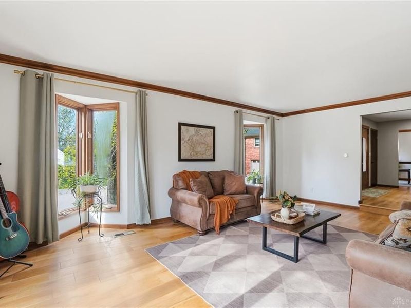 5082 Jameswood Circle, Kettering, OH 45429 Photo 11