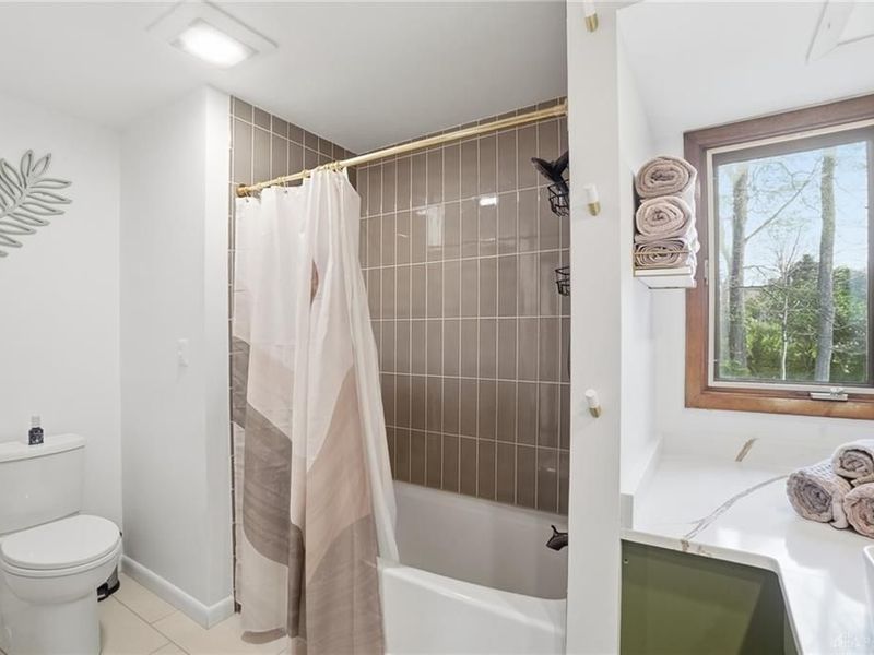 5082 Jameswood Circle, Kettering, OH 45429 Photo 38